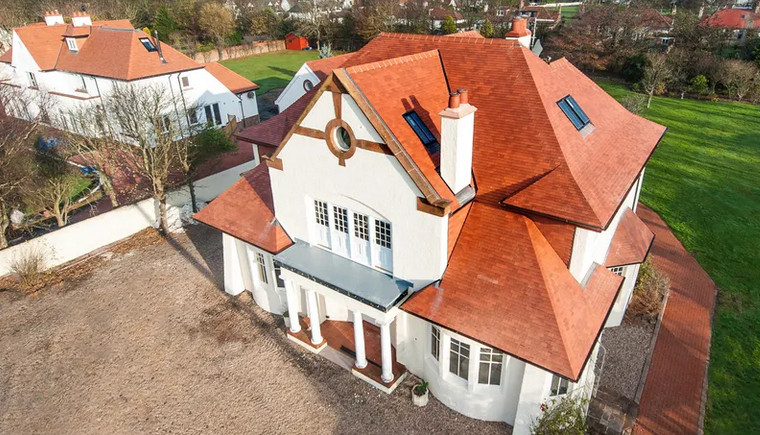 See the full Redland range of tiles.